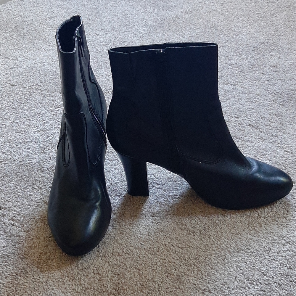 Ankle boots